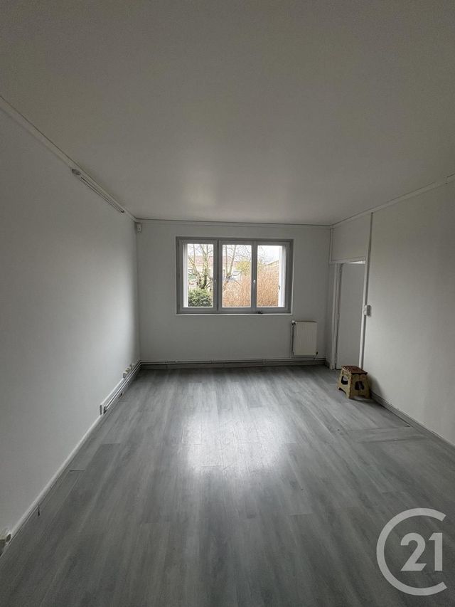 Appartement F4 à vendre - 4 pièces - 69.0 m2 - STAINS - 93 - ILE-DE-FRANCE - Century 21 Wilson Immobilier