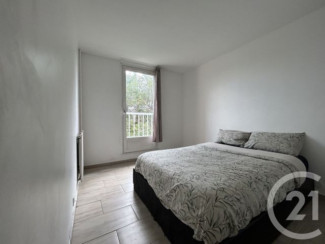 Appartement à vendre - 4 pièces - 78.13 m2 - SEVRAN - 93 - ILE-DE-FRANCE - Century 21 Wilson Immobilier