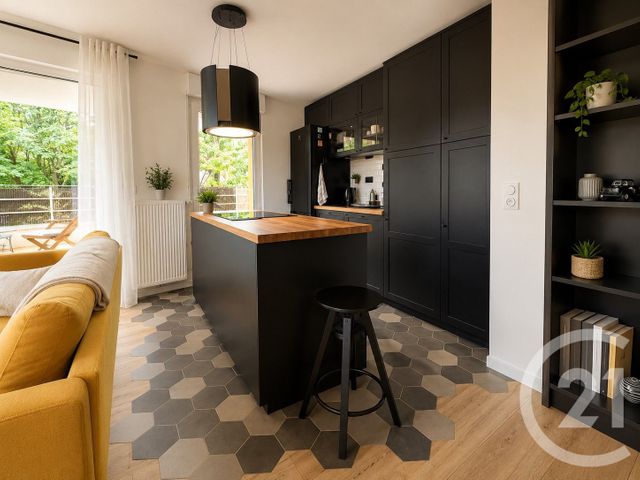 Appartement F2 à vendre - 2 pièces - 45.2 m2 - STAINS - 93 - ILE-DE-FRANCE - Century 21 Wilson Immobilier