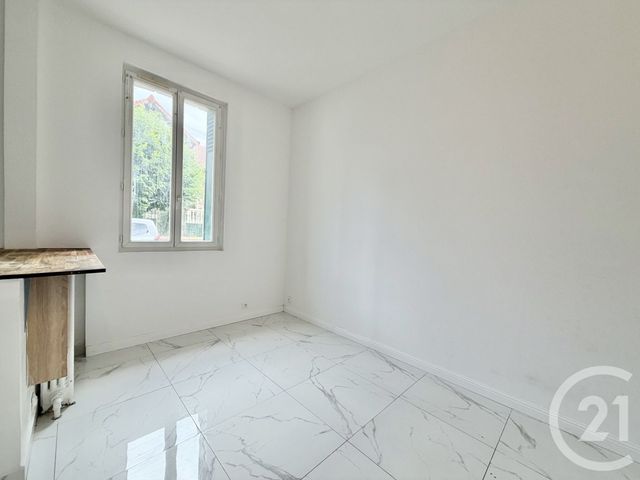 Appartement F1 à louer - 1 pièce - 14.96 m2 - LIVRY GARGAN - 93 - ILE-DE-FRANCE - Century 21 Wilson Immobilier