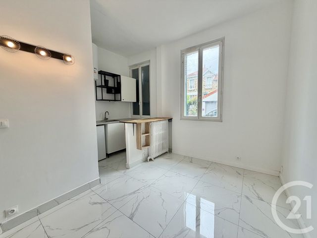 Appartement F1 à louer - 1 pièce - 14.96 m2 - LIVRY GARGAN - 93 - ILE-DE-FRANCE - Century 21 Wilson Immobilier