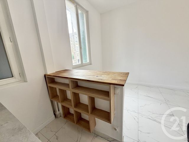 Appartement F1 à louer - 1 pièce - 14.96 m2 - LIVRY GARGAN - 93 - ILE-DE-FRANCE - Century 21 Wilson Immobilier