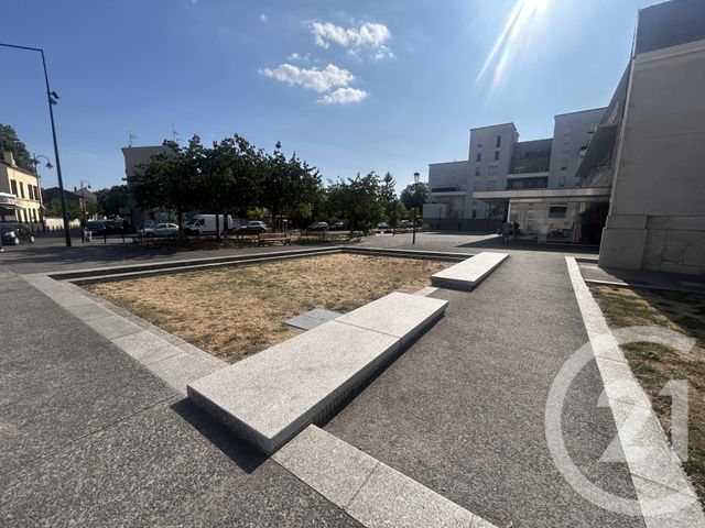 Appartement à vendre - 5 pièces - 86.33 m2 - STAINS - 93 - ILE-DE-FRANCE - Century 21 Wilson Immobilier