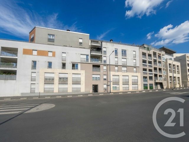 Appartement à vendre - 5 pièces - 86.33 m2 - STAINS - 93 - ILE-DE-FRANCE - Century 21 Wilson Immobilier