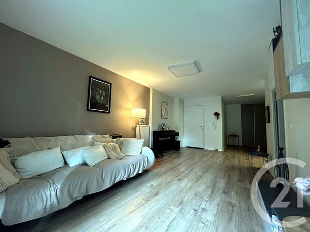 Appartement à vendre - 4 pièces - 74.45 m2 - STAINS - 93 - ILE-DE-FRANCE - Century 21 Wilson Immobilier