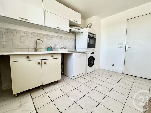 Appartement F3 à louer - 3 pièces - 80.15 m2 - STAINS - 93 - ILE-DE-FRANCE - Century 21 Wilson Immobilier