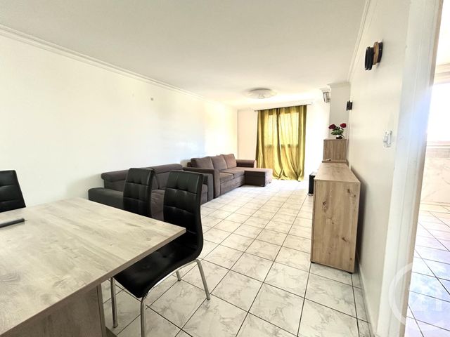 Appartement F3 à louer - 3 pièces - 80.15 m2 - STAINS - 93 - ILE-DE-FRANCE - Century 21 Wilson Immobilier