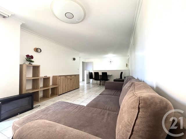 Appartement F3 à louer - 3 pièces - 80.15 m2 - STAINS - 93 - ILE-DE-FRANCE - Century 21 Wilson Immobilier
