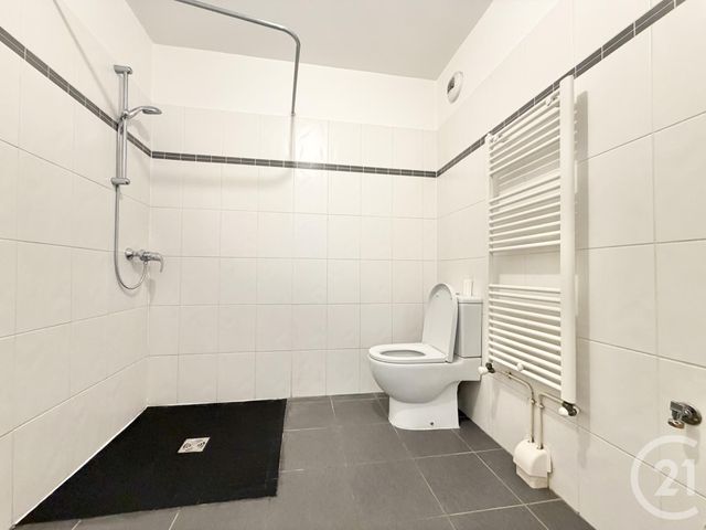 Appartement à louer - 2 pièces - 47.62 m2 - LA PLAINE ST DENIS - 93 - ILE-DE-FRANCE - Century 21 Wilson Immobilier