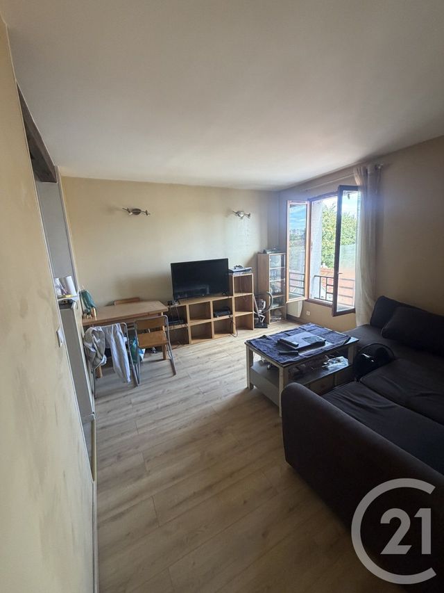 Appartement F2 à vendre - 2 pièces - 35.22 m2 - PIERREFITTE SUR SEINE - 93 - ILE-DE-FRANCE - Century 21 Wilson Immobilier