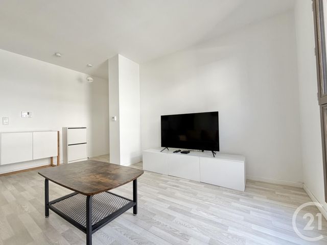 Appartement F2 à louer - 2 pièces - 47.41 m2 - STAINS - 93 - ILE-DE-FRANCE - Century 21 Wilson Immobilier