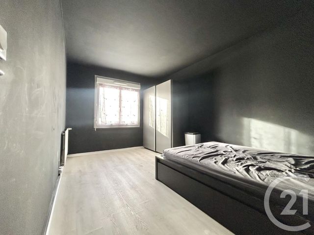 Appartement F4 à louer - 4 pièces - 77.0 m2 - SENLIS - 60 - PICARDIE - Century 21 Wilson Immobilier
