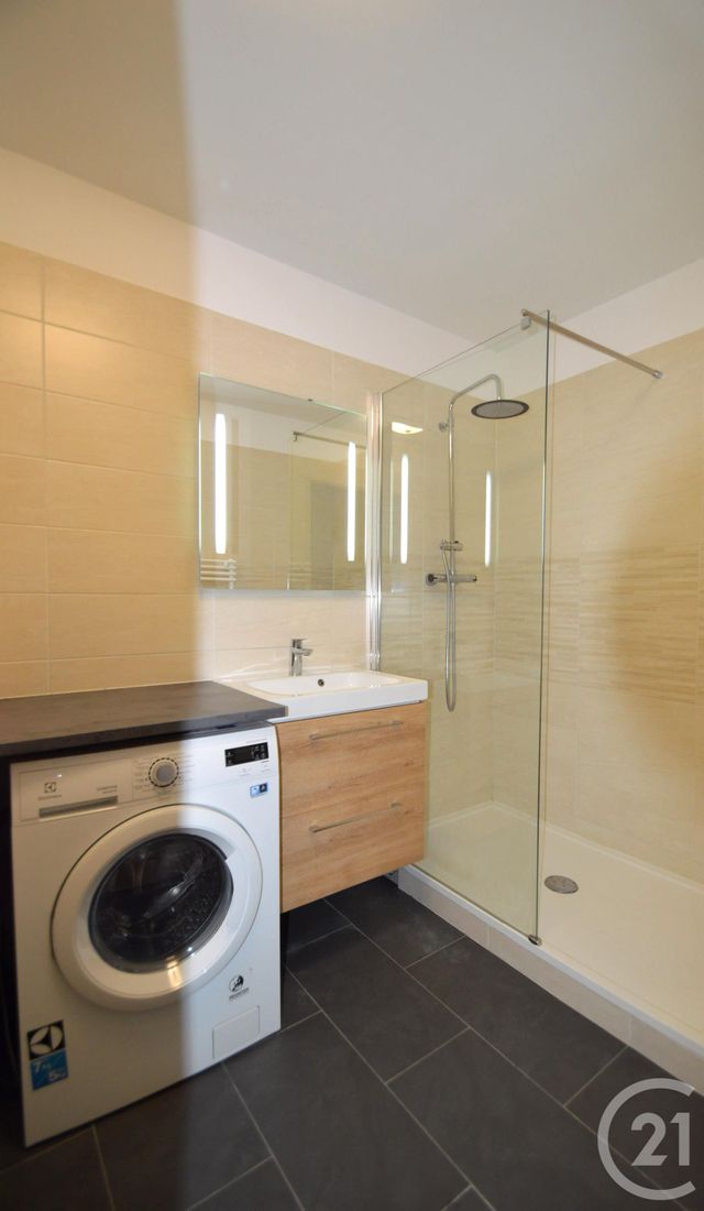 Appartement F2 à louer - 2 pièces - 43.32 m2 - LA PLAINE ST DENIS - 93 - ILE-DE-FRANCE - Century 21 Wilson Immobilier