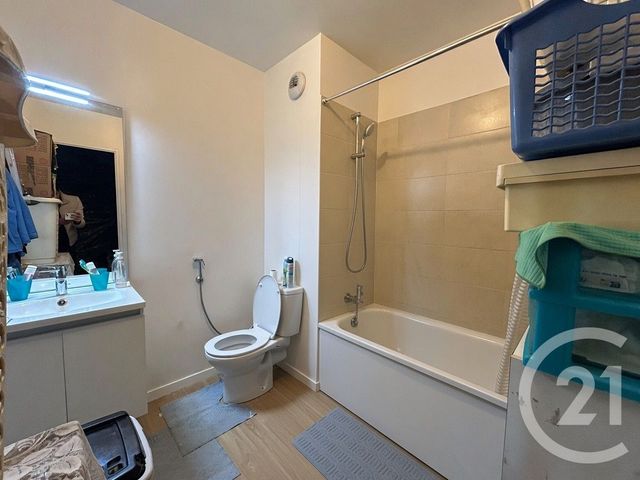Appartement à vendre - 2 pièces - 44.3 m2 - STAINS - 93 - ILE-DE-FRANCE - Century 21 Wilson Immobilier