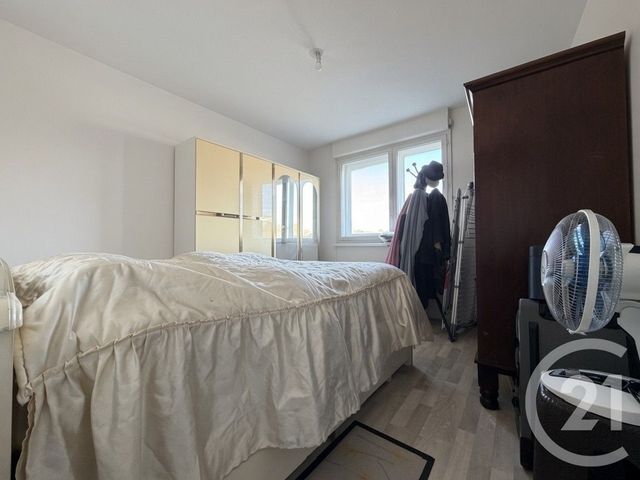 Appartement à vendre - 2 pièces - 44.3 m2 - STAINS - 93 - ILE-DE-FRANCE - Century 21 Wilson Immobilier