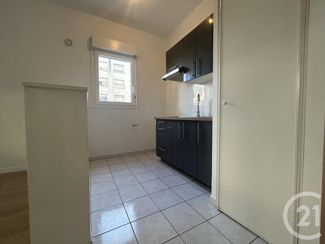 Appartement F2 à louer - 2 pièces - 43.45 m2 - LA PLAINE ST DENIS - 93 - ILE-DE-FRANCE - Century 21 Wilson Immobilier