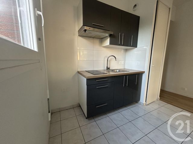 Appartement F2 à louer - 2 pièces - 43.45 m2 - LA PLAINE ST DENIS - 93 - ILE-DE-FRANCE - Century 21 Wilson Immobilier