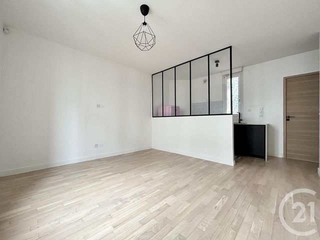 Appartement F2 à louer - 2 pièces - 36.1 m2 - L ILE ST DENIS - 93 - ILE-DE-FRANCE - Century 21 Wilson Immobilier