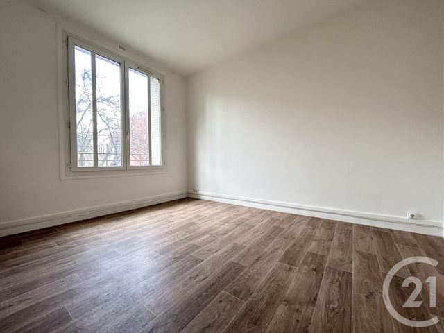 Appartement F1 à louer CLICHY