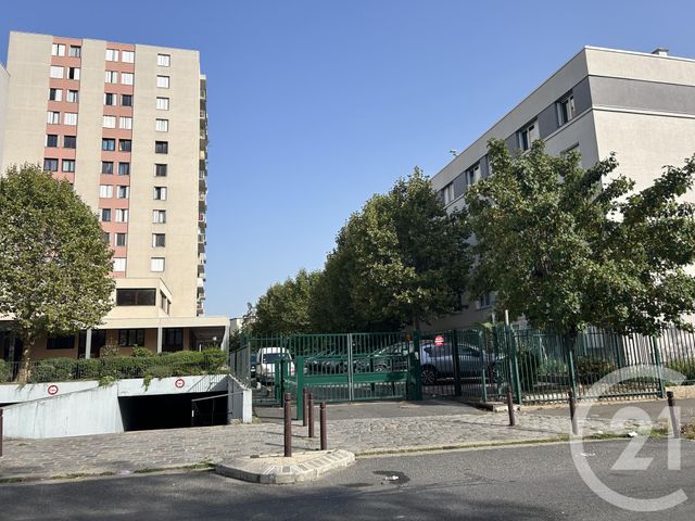 Parking à louer STAINS