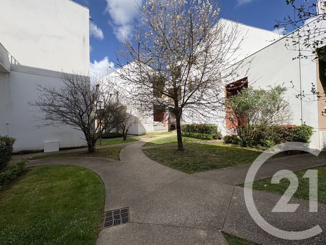 Appartement F3 à vendre - 3 pièces - 69.0 m2 - STAINS - 93 - ILE-DE-FRANCE - Century 21 Wilson Immobilier