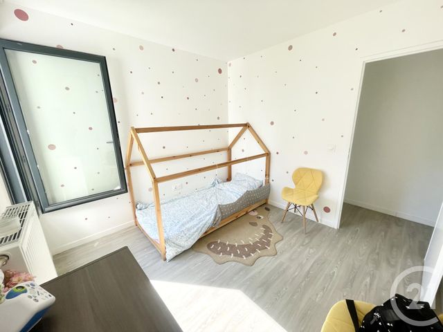 Appartement F4 à vendre - 4 pièces - 85.01 m2 - STAINS - 93 - ILE-DE-FRANCE - Century 21 Wilson Immobilier