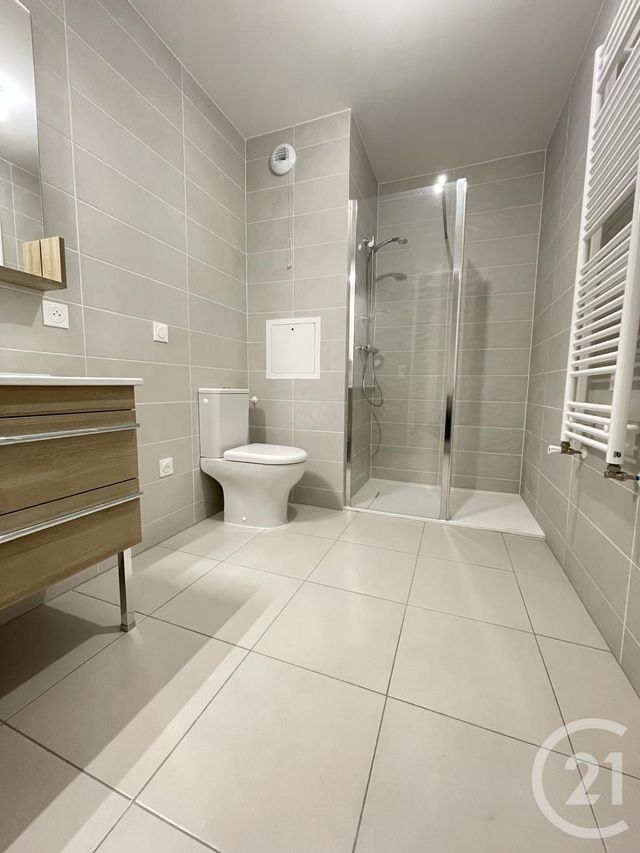 Appartement F2 à louer - 2 pièces - 31.25 m2 - ROMAINVILLE - 93 - ILE-DE-FRANCE - Century 21 Wilson Immobilier