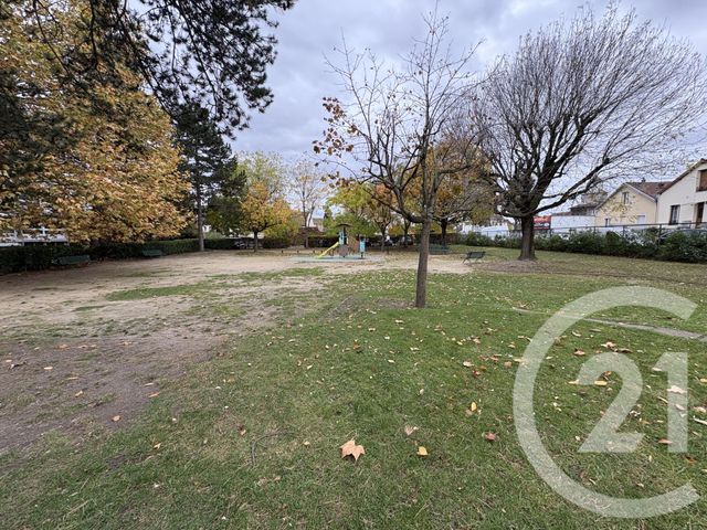 Appartement F4 à vendre - 4 pièces - 79.96 m2 - ST DENIS - 93 - ILE-DE-FRANCE - Century 21 Wilson Immobilier