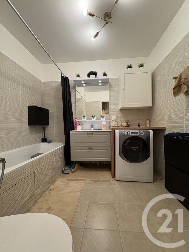 Appartement F2 à vendre - 2 pièces - 45.9 m2 - ST DENIS - 93 - ILE-DE-FRANCE - Century 21 Wilson Immobilier