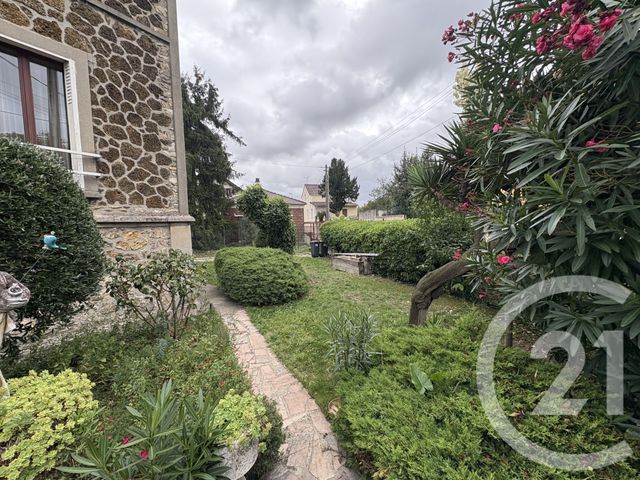 Afficher la photo en grand maison à vendre - 6 pièces - 115.0 m2 - STAINS - 93 - ILE-DE-FRANCE - Century 21 Wilson Immobilier