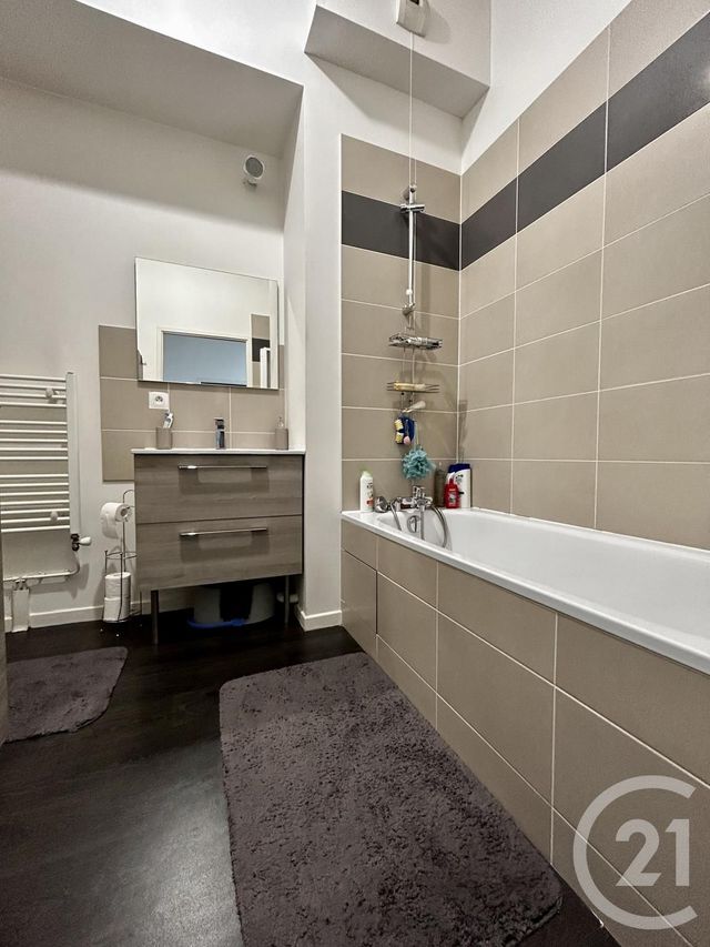 Appartement F3 à vendre - 3 pièces - 64.2 m2 - STAINS - 93 - ILE-DE-FRANCE - Century 21 Wilson Immobilier