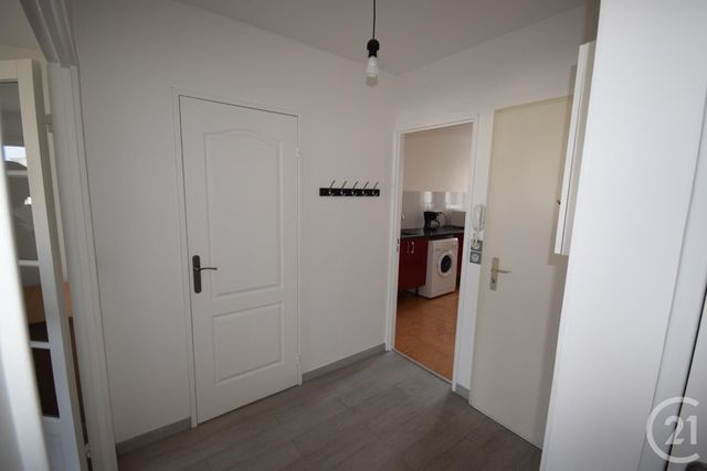 Appartement F2 à louer - 2 pièces - 47.4 m2 - GARGES LES GONESSE - 95 - ILE-DE-FRANCE - Century 21 Wilson Immobilier